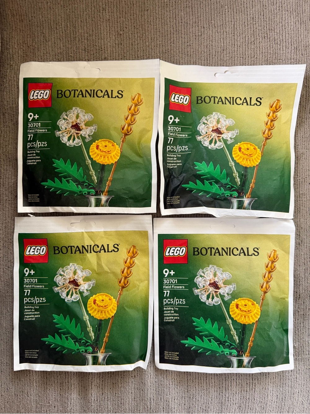 LEGO Botanicals Field Flowers - Yellow, Green & Clear